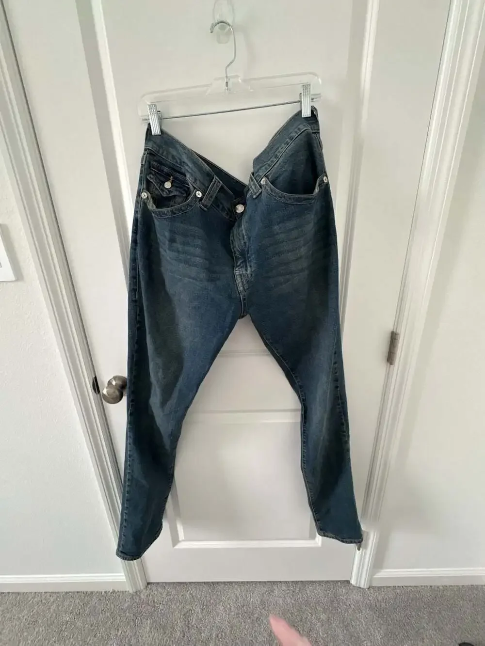 True Religion Geno Relaxed Slim Jeans Size 40